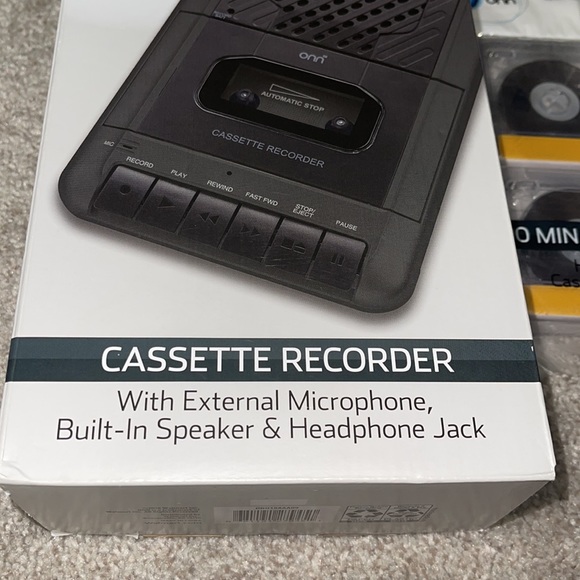 Brand New Cassette Recorder with External Microphone 🎤 and 7 New Cassette Tapes - Picture 2 of 11